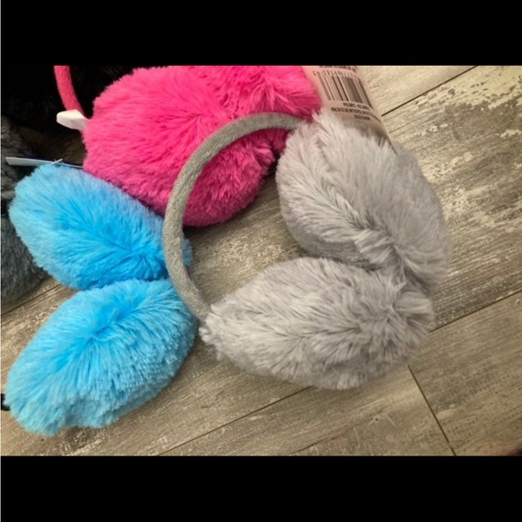 NWT Fluffy Ear Muff Warmers - Picture 10 of 14